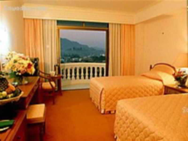CAPITAL O 1115 Wang Thong Hotel Maesai Mae Sai Bagian luar foto